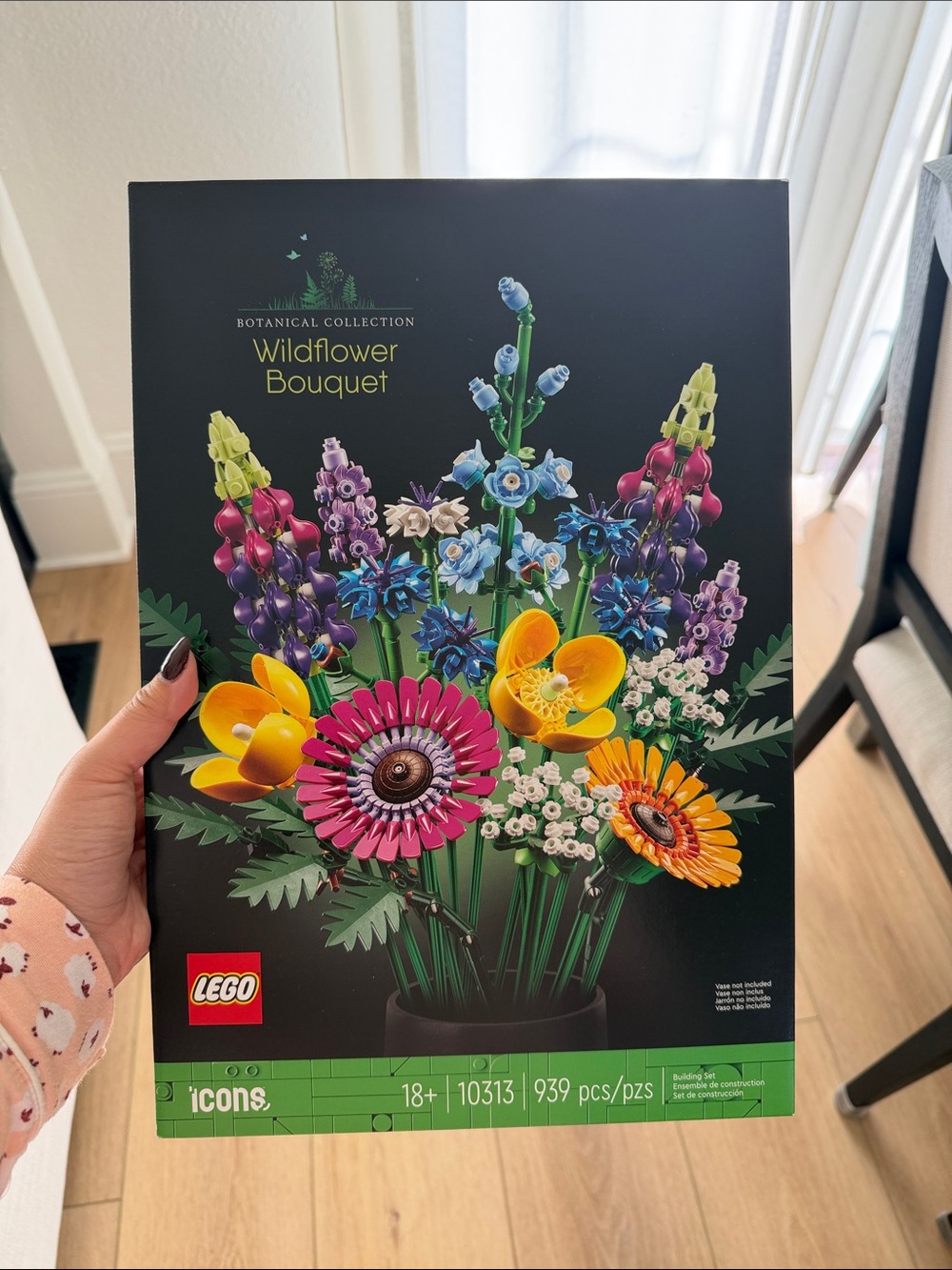 LEGO Icons Wildflower Bouquet (Pink, Yellow, Blue)